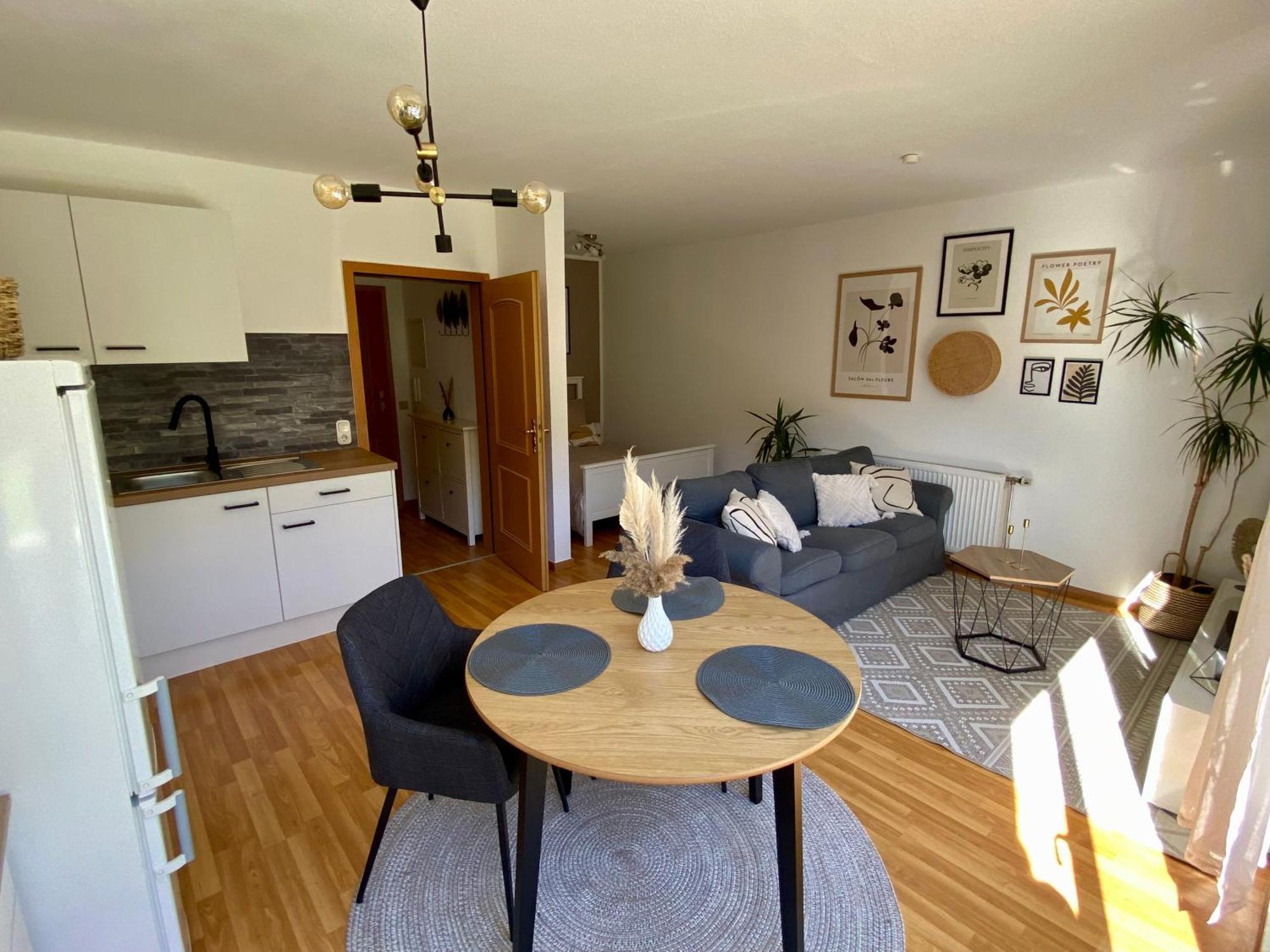 יינה Stilvolles Appartement מראה חיצוני תמונה
